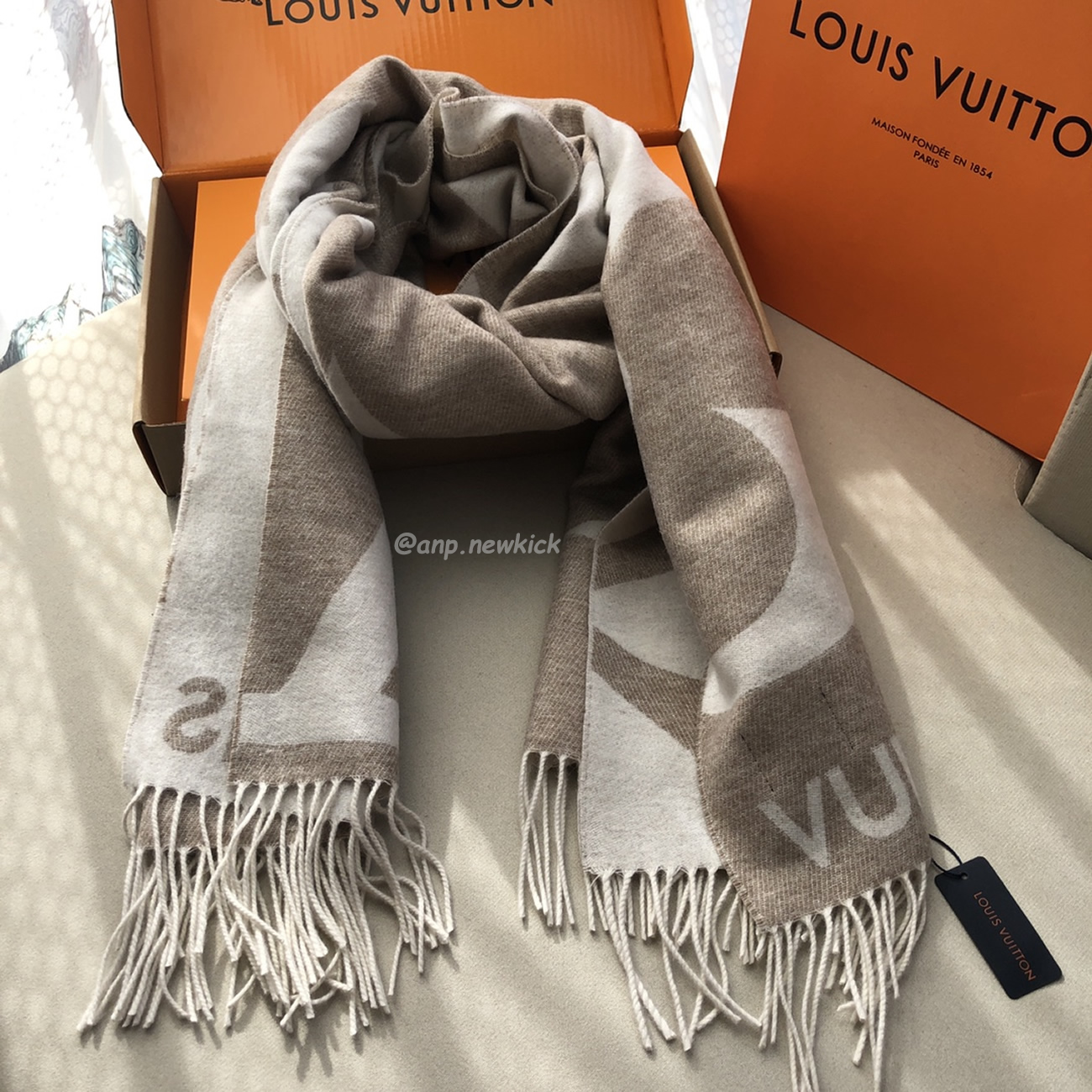 Louis Vuitton Lv Reykjavik Scarf 75x185cm (7) - newkick.cc